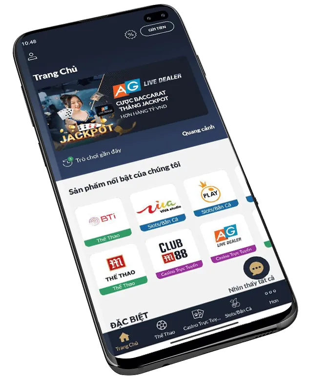 Đấu trường eSports với các game thủ chuyên nghiệp thi đấu